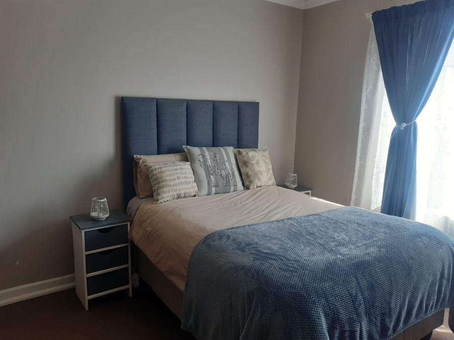 To Let 3 Bedroom Property for Rent in Hillside Free State